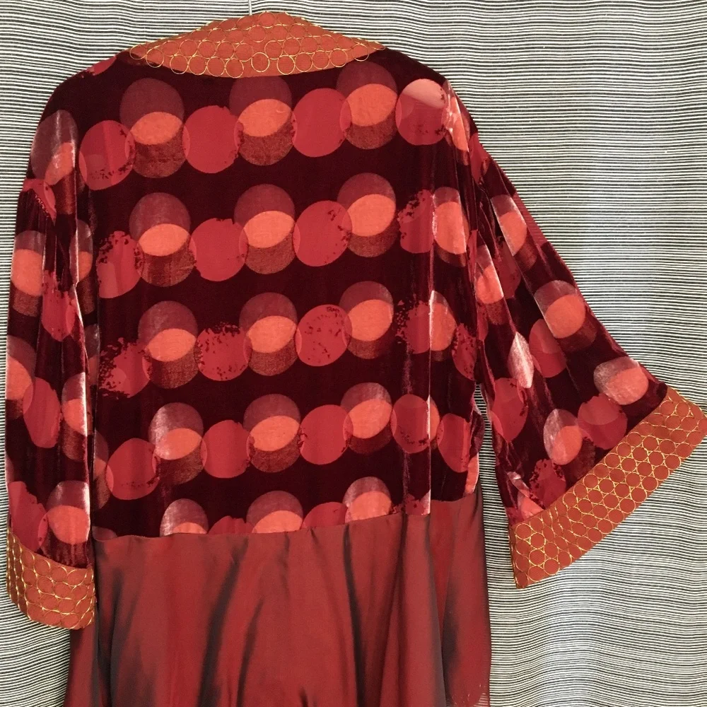 Fletcher Artworks, LLC Rust Silk Velvet Kimono in Medium - Picture 4 of 8